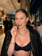 Аня, 8 900 943-96-61 Аня — объявление девушки и фото